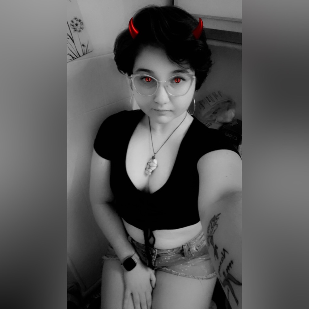 Meet your Posher, Leanna